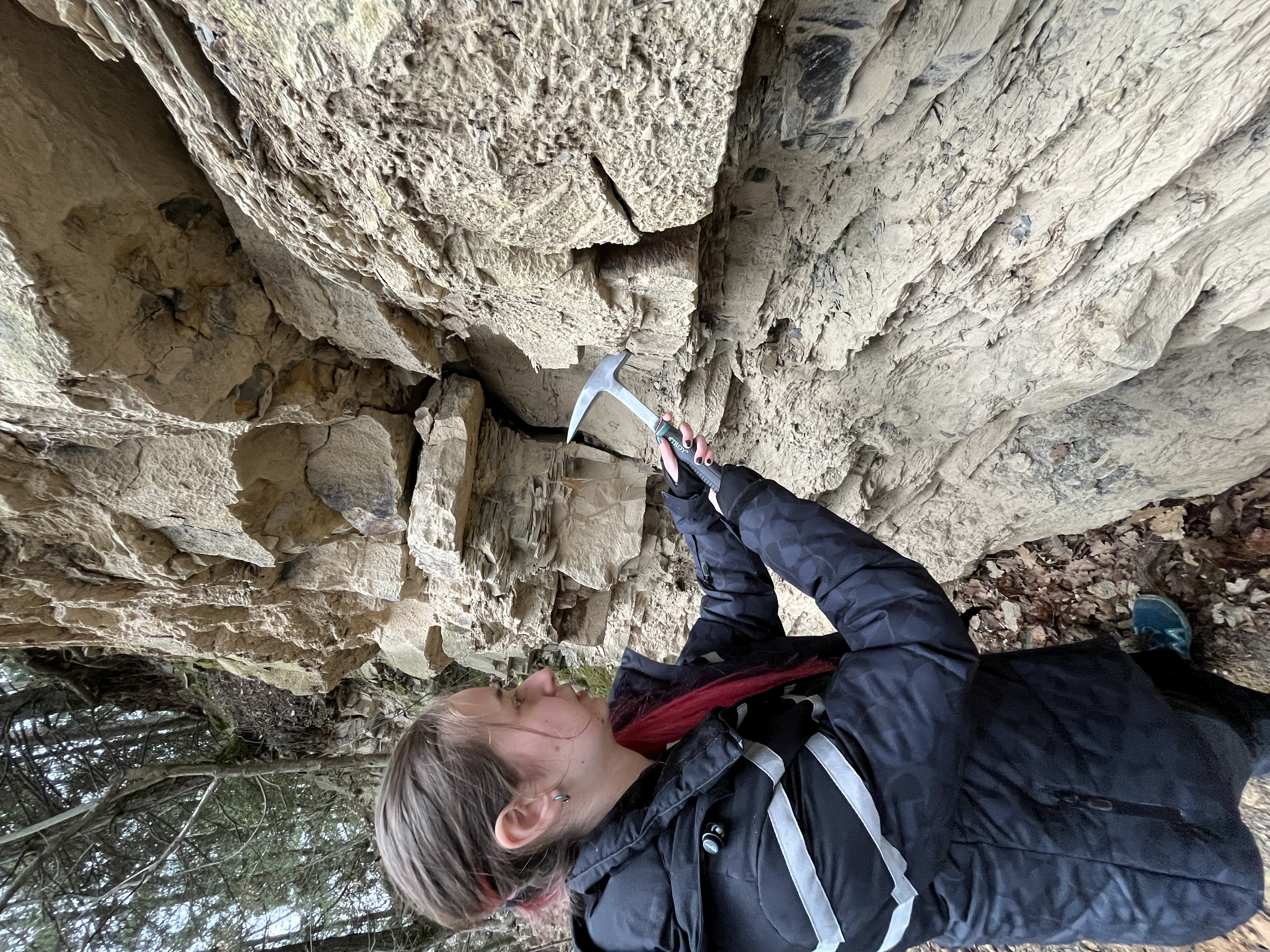 hammer time Alt text